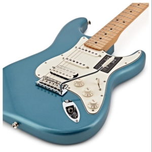 Dan-guitar-dien-fender-player-stratocaster-hss-maple-3