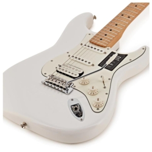 Dan-guitar-dien-fender-player-stratocaster-hss-maple-73