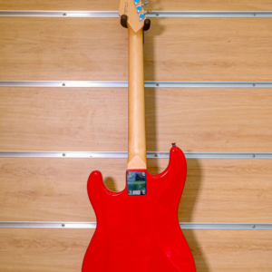 Mass-market-stratocaster-ht (5)