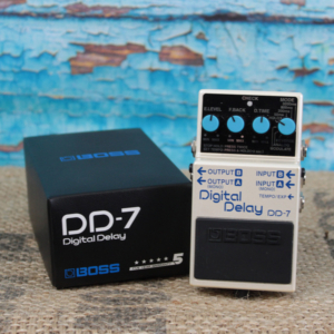 Boss-dd-7-digital-delay-thuc-te
