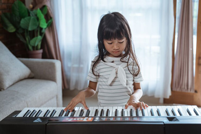 Nên Mua đàn Organ Loại Nào Cho Bé