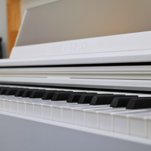 Casio-ap-s200-dan-piano-dien-mau-trang-88-phim