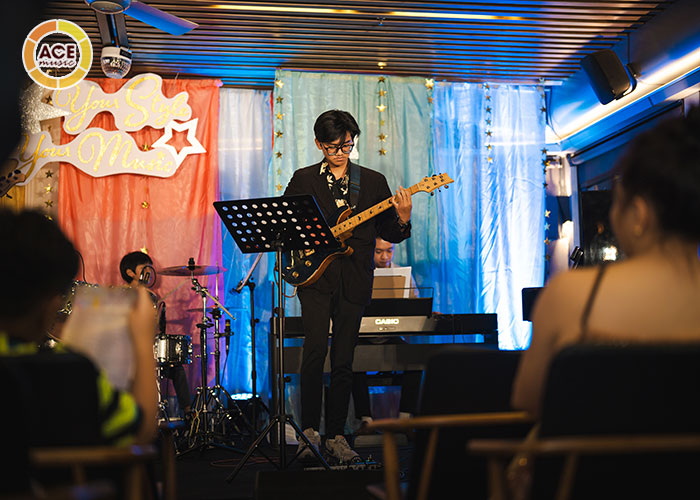 Hoc-dan-guitar-bieu-dien-1