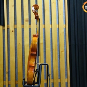 Dan-violin-amati-vw30m-size-1-4-2-4-3-4-4-4-mat-hong