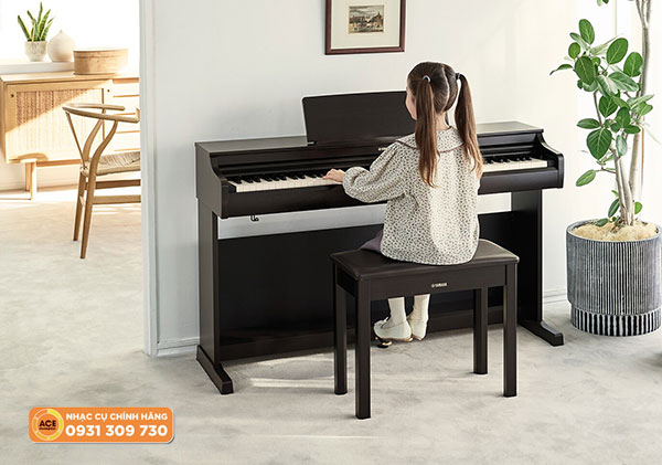 Dan-piano-dien-yamaha-ydp-166-mau-nau-go